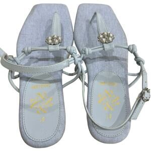 Sam and Libby light blue thongs full leather uppers text outfit bed size 8.5￼